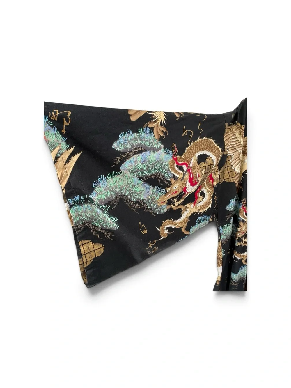 Japanese Yukata Black Kimono Robe crafted in Japan Dragon Print